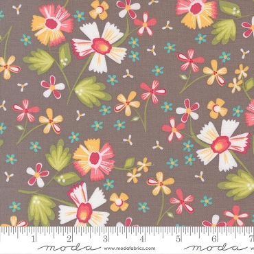 Moda: In The Garden by Corey Yoder - Slate